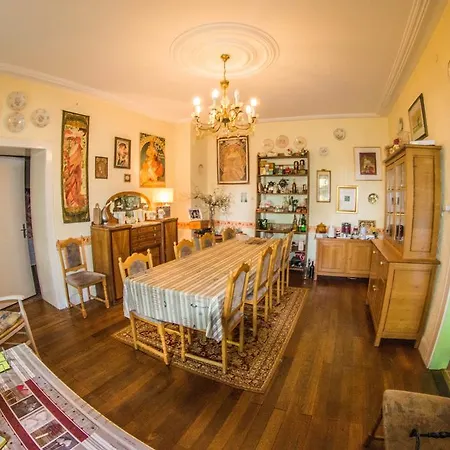 Chambres D'hotes Au Presbytere Bed & Breakfast *